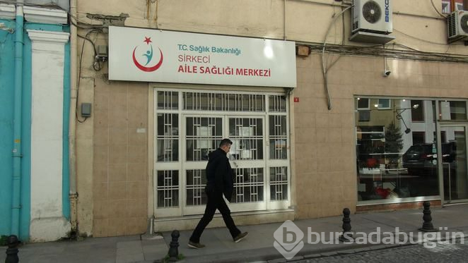 Çatlaklar büyüyor: Aile sağlığı merkezinde korkutan görüntü
