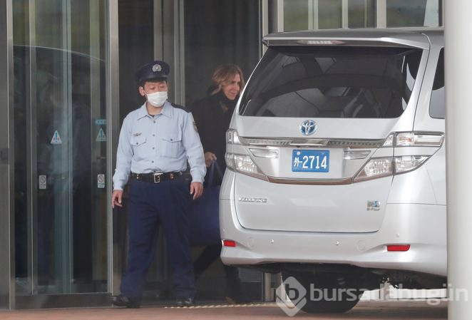 Nissan'ın eski Üst Yöneticisi Ghosn kefaletle serbest bırakıldı
