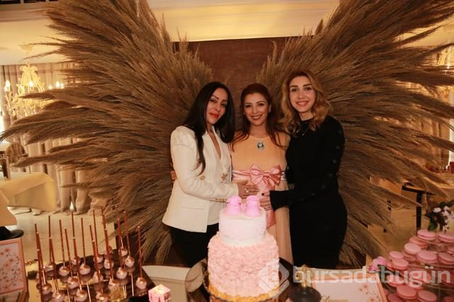 Asil Nadir, 78 yaşında, kız babası oluyor
