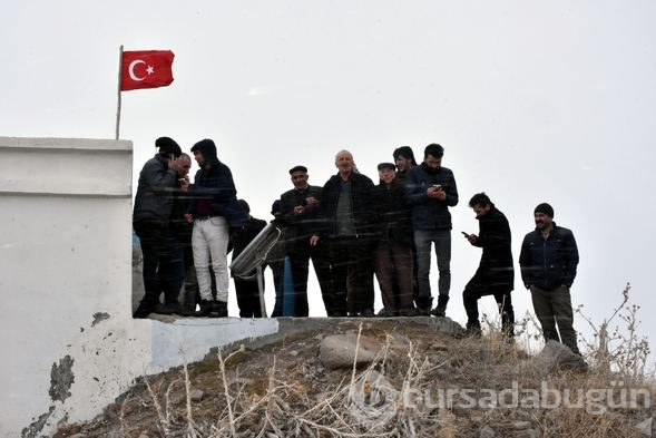 Hepimizi delirtecek bir sorunları var! Telefonları...
