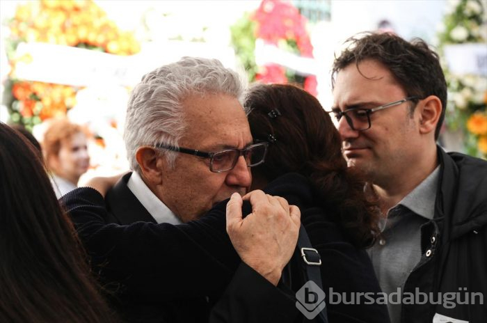 Sanatçı Zülfü Livaneli'nin acı günü
