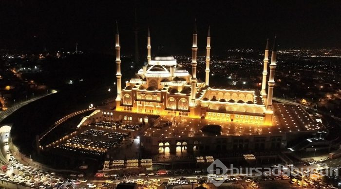 Çamlıca Camii'nde ilk namaz