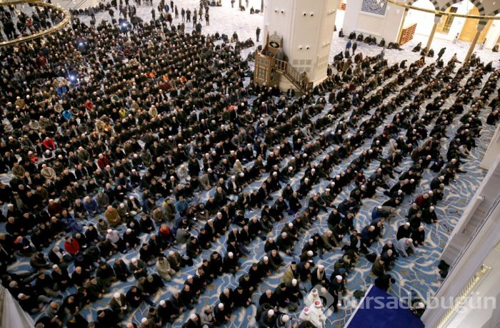 Çamlıca Camii'nde ilk namaz
