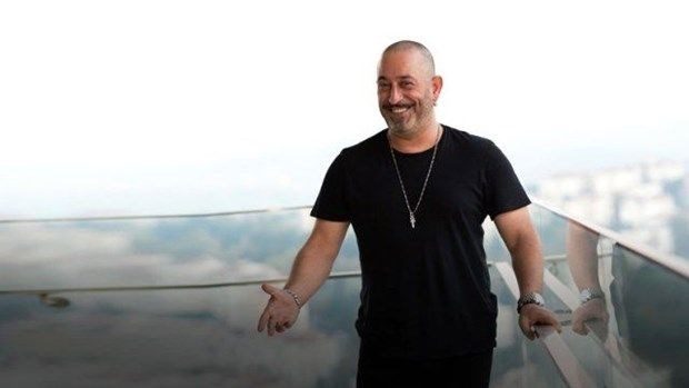 Destek isteyen muhtar adayına Cem Yılmaz'dan yanıt
