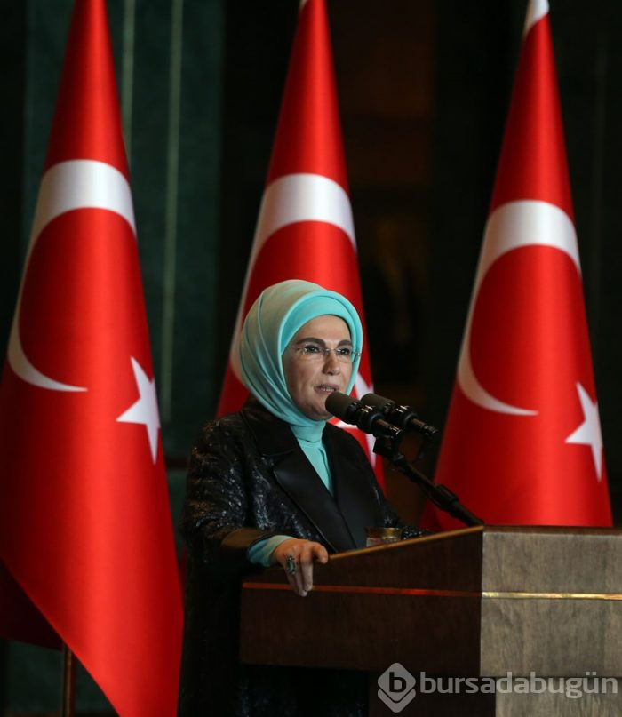 Beştepe'de 8 Mart'a özel koruyucu aile yemeği