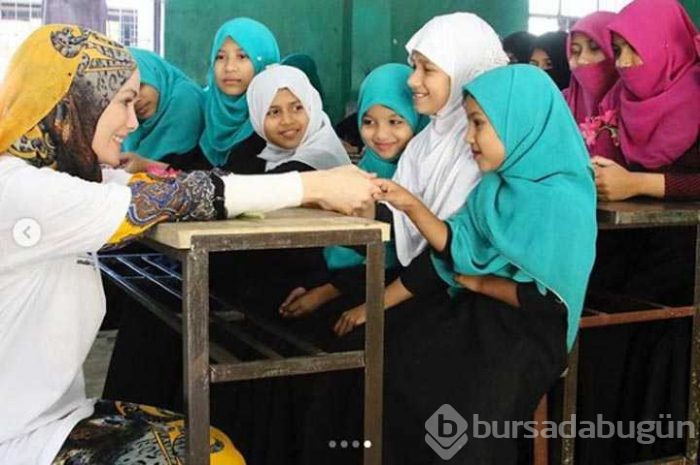 Gamze Özçelik, Arakanlı mültecilere yaptığı ziyaret tam not aldı
