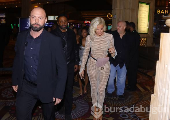 Khloe Kardashian'dan arkadaşlarına doğum günü jesti
