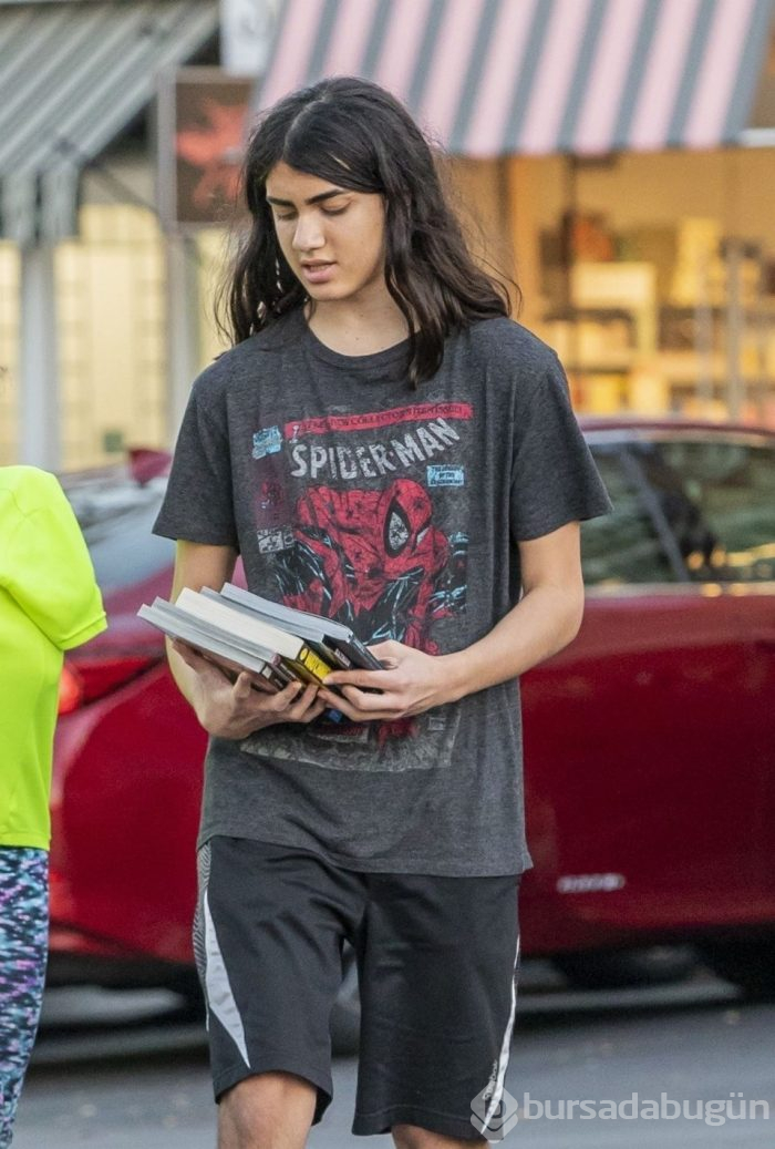 Michael Jackson'ın oğlu Blanket Jackson gizleniyor