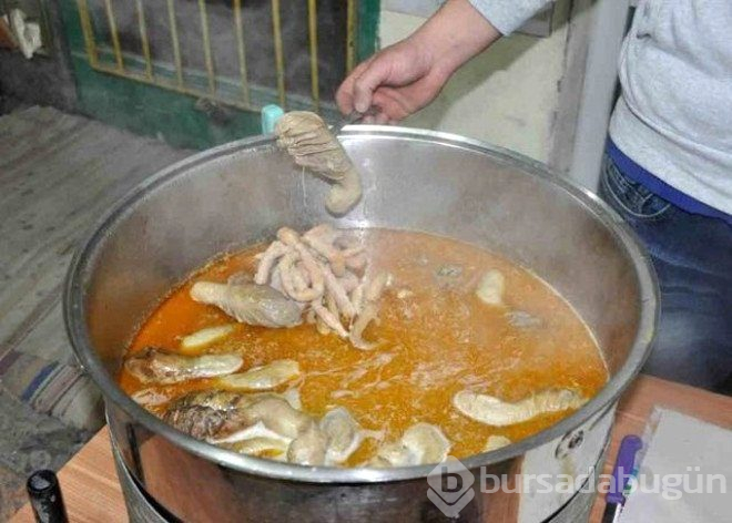 Adana'nın en merak edilen lezzeti! günde 5 bin adet yetmiyor