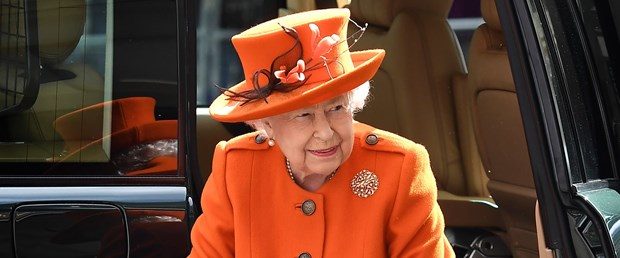 Kraliçe Elizabeth'in ilk Instagram paylaşımı