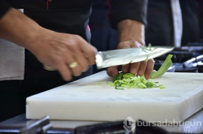 Osmanlı saray mutfağını günümüze taşıyorlar
