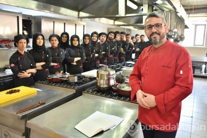 Osmanlı saray mutfağını günümüze taşıyorlar
