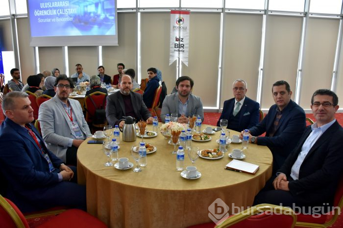 Uluslararası öğrenciler çalıştayda buluştu
