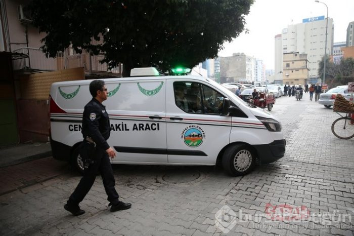 Boğulan gencin cenazesi aileyi birbirine düşürdü
