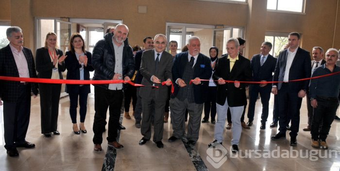 Tıp profesörlerinden profesyonellere taş çıkartan sergi
