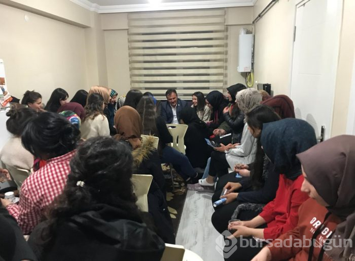 Başkan Çimen, öğrencilerin talebini geri çevirmedi
