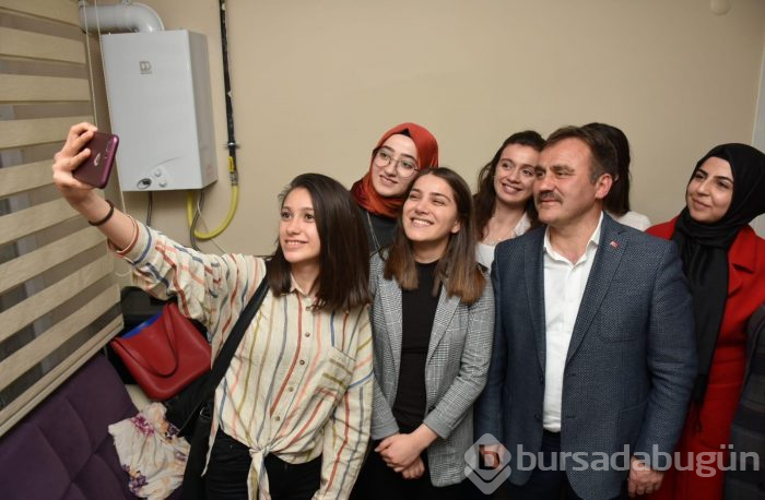 Başkan Çimen, öğrencilerin talebini geri çevirmedi
