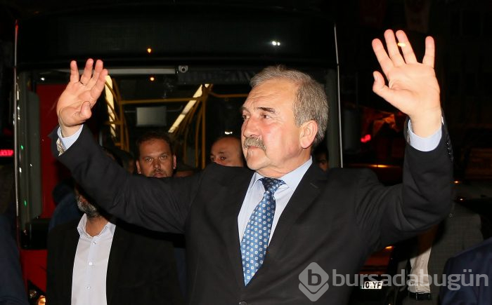 Cumhur İttifakı Edremit Belediye Başkan Adayı Tuncay Kılıç:
