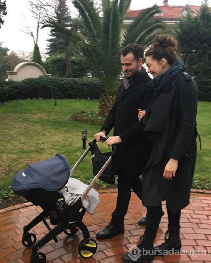 Azra Akın'dan Demir bebekle fotoğraf
