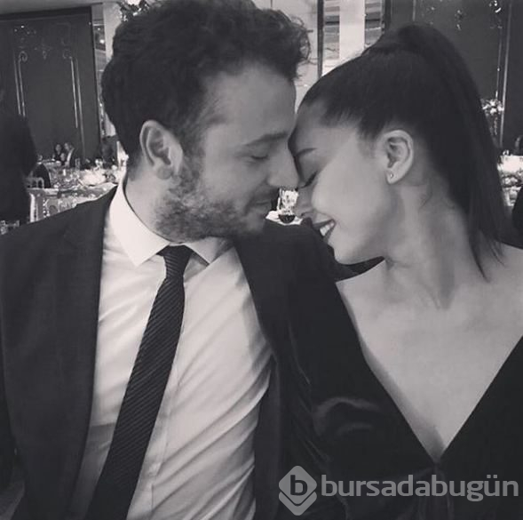 Azra Akın'dan Demir bebekle fotoğraf
