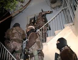 Bursa'da DEAŞ ve PKK'ya operasyon
