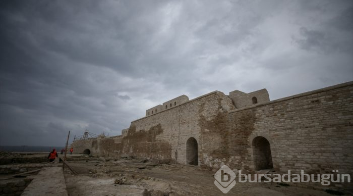 Boğazı savunan 360 yıllık kalede sona gelindi
