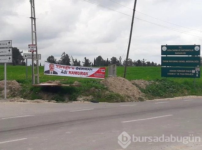 Muhtar adayı sloganıyla güldürdü: bana verene ben de veririm!