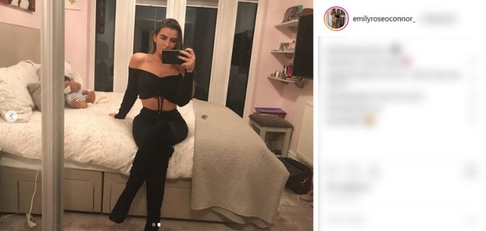 Yolcu uçağında rezalet! 'Kıyafetin çok açık' dediler ve...