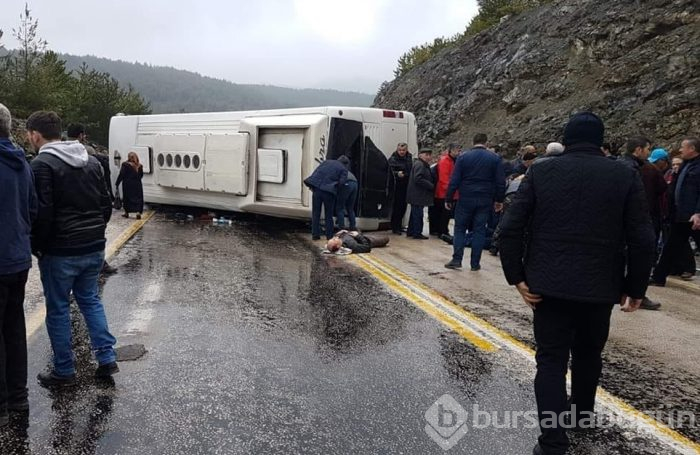 Bursa'da otobüs devrildi!