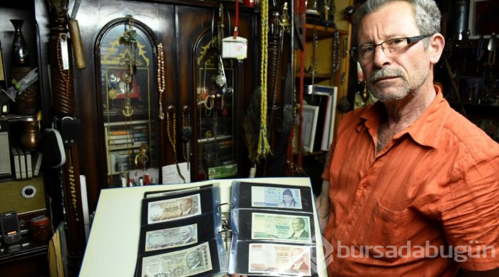 Eski ahırı antika eşyalarla donattı
