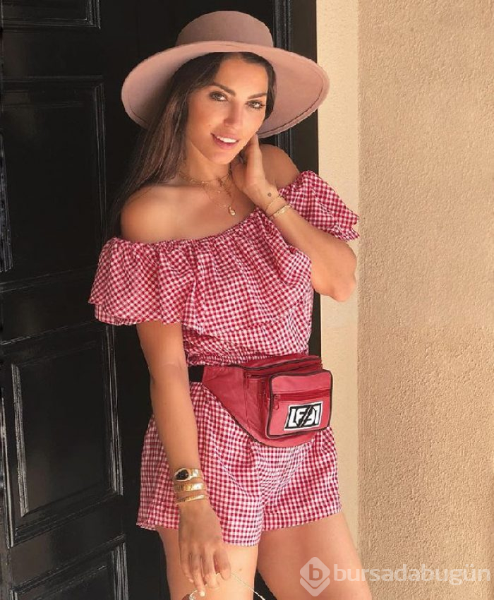 Yolanthe kaçıyor Sneijder kovalıyor
