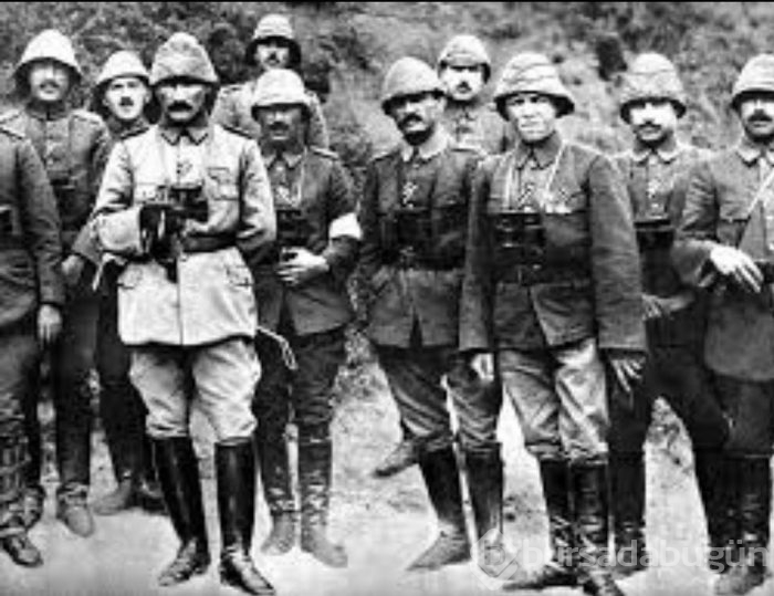 Ünlü isimlerden 18 Mart Çanakkale Zaferi paylaşımları