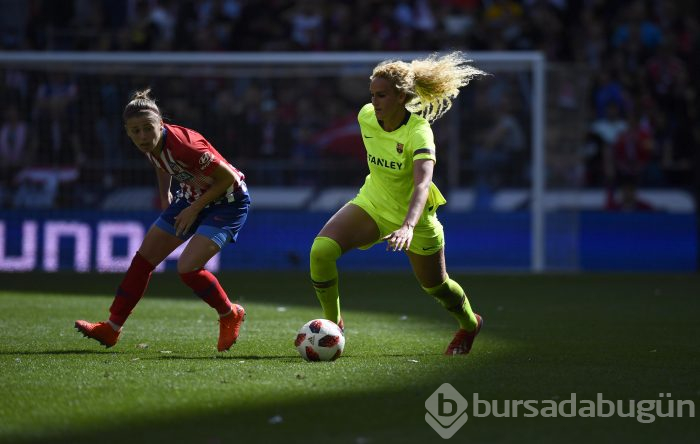İspanya'da kadınlar futbol maçında rekor: 60 bin 739 taraftar izledi
