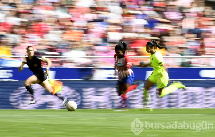 İspanya'da kadınlar futbol maçında rekor: 60 bin 739 taraftar izledi
