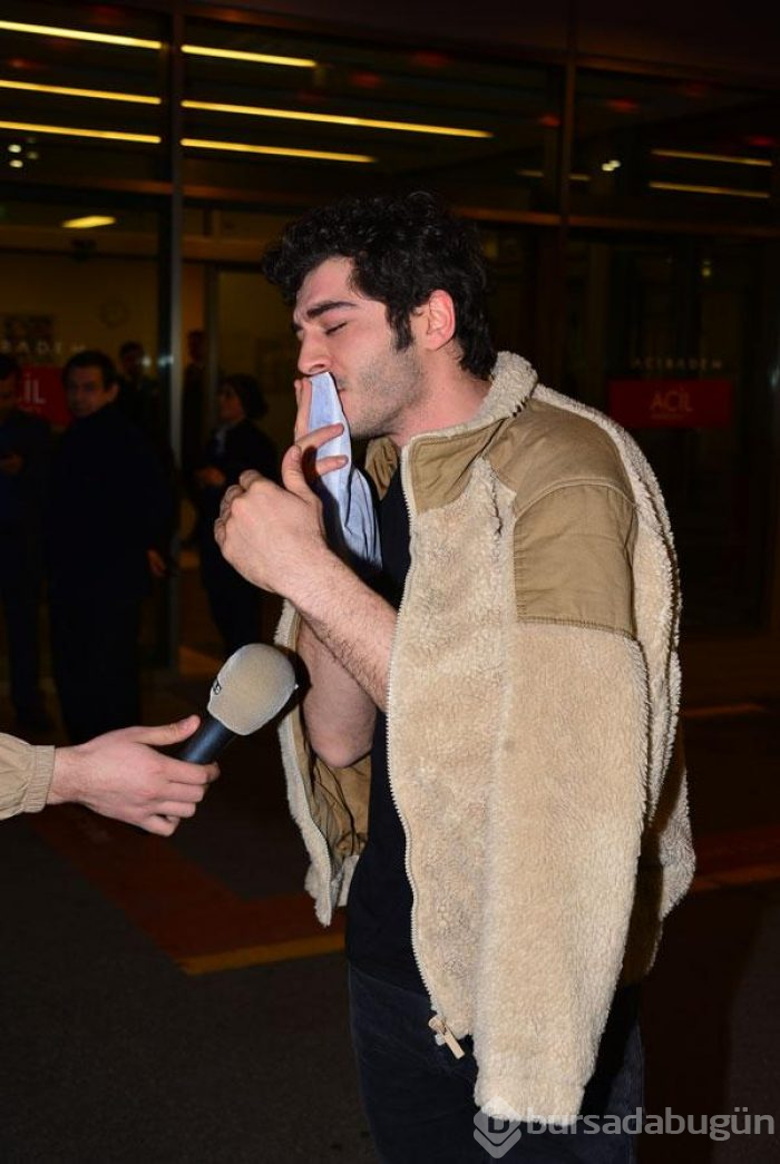 Burak Deniz'in zor anları! Sevdiği köpek dudağını ısırdı
