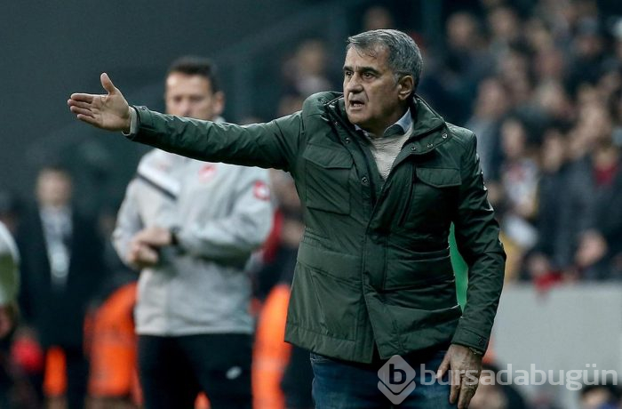 Sophia Thomalla Vodafone Park'ı sevdi
