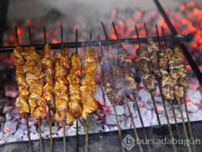 Mezopotamya yemekleri turistler için pişirilecek