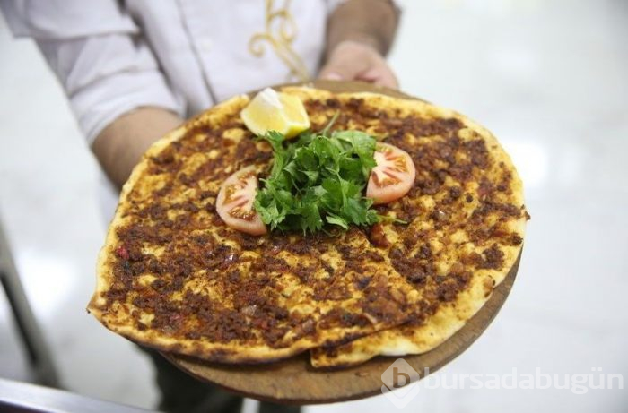 Mezopotamya yemekleri turistler için pişirilecek