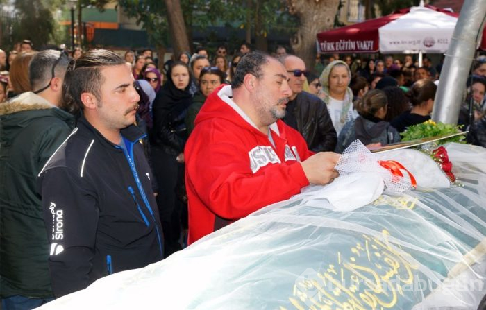 Öykü'nün donörü Nazlı'ya hüzünlü veda