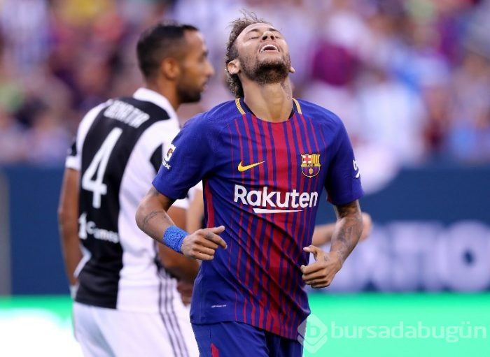 Neymar ile Demi Lovato birlikte mi?