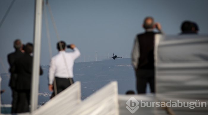 SOLOTÜRK Çanakkale'de nefes kesti
