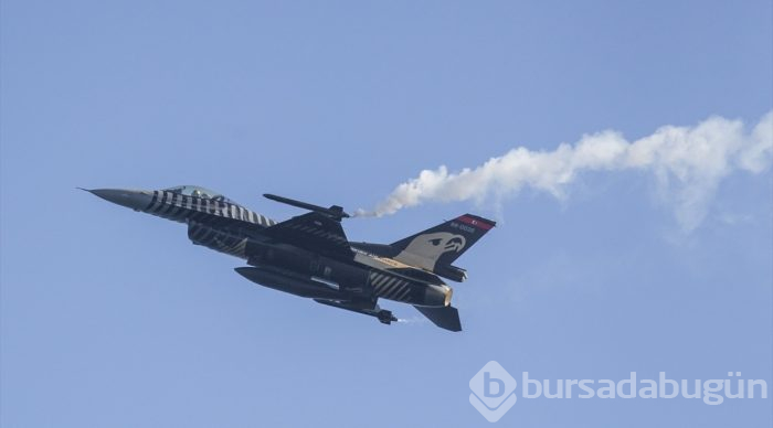 SOLOTÜRK Çanakkale'de nefes kesti
