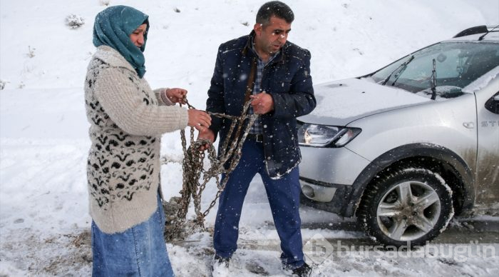 Kar ve tipi sürücülere zor anlar yaşattı
