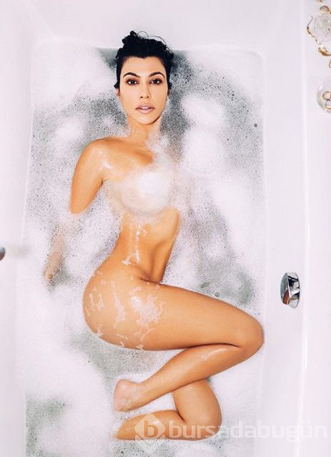 Kourtney Kardashian'dan olay poz
