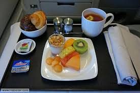 Uçakta yenilen yemeklerin tadı neden farklı?
