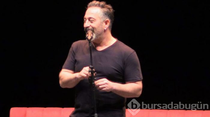 Cem Yılmaz'dan 300 bin liralık bağış
