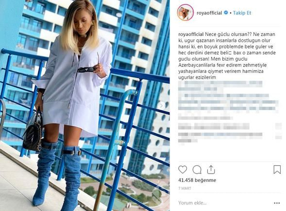 Demet Akalın'ın Versace çizmeleri...
