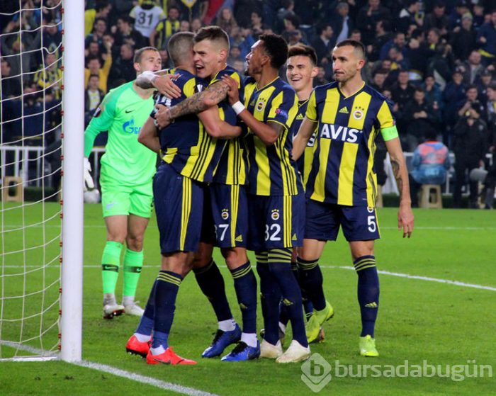 Yanal neşteri vuruyor! 6 yıldız birden yolcu...
