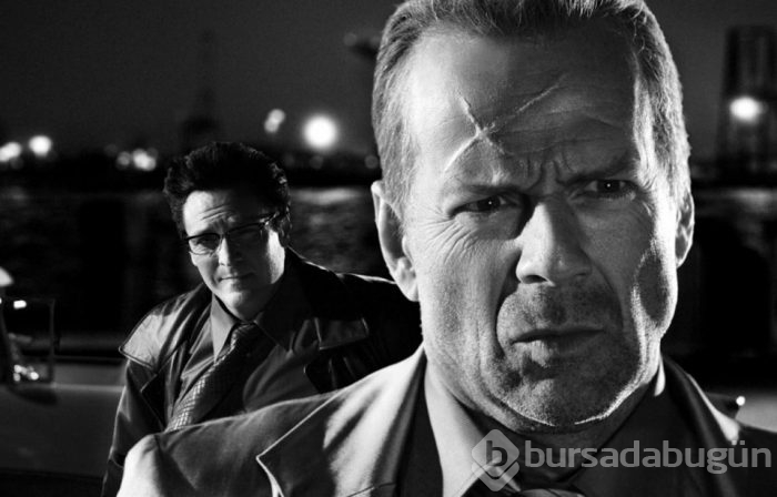 64. yaşına özel unutulmaz Bruce Willis filmleri