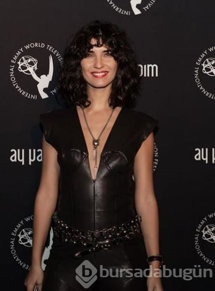 Tuba Büyüküstün şart koştu!

